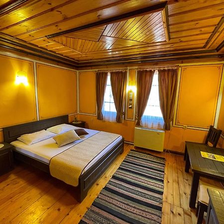 Guest Rooms Colorit Koprivshtitsa Exterior foto