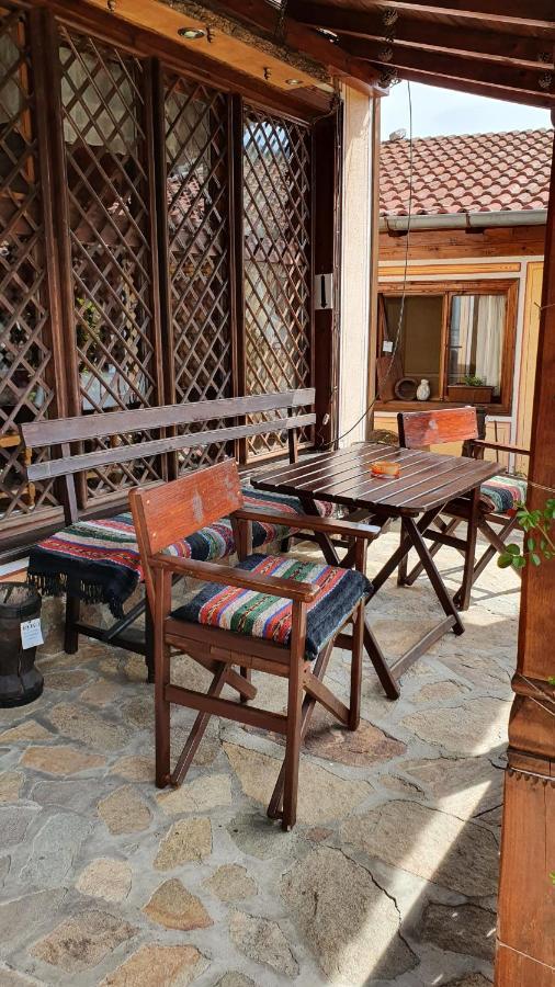 Guest Rooms Colorit Koprivshtitsa Exterior foto