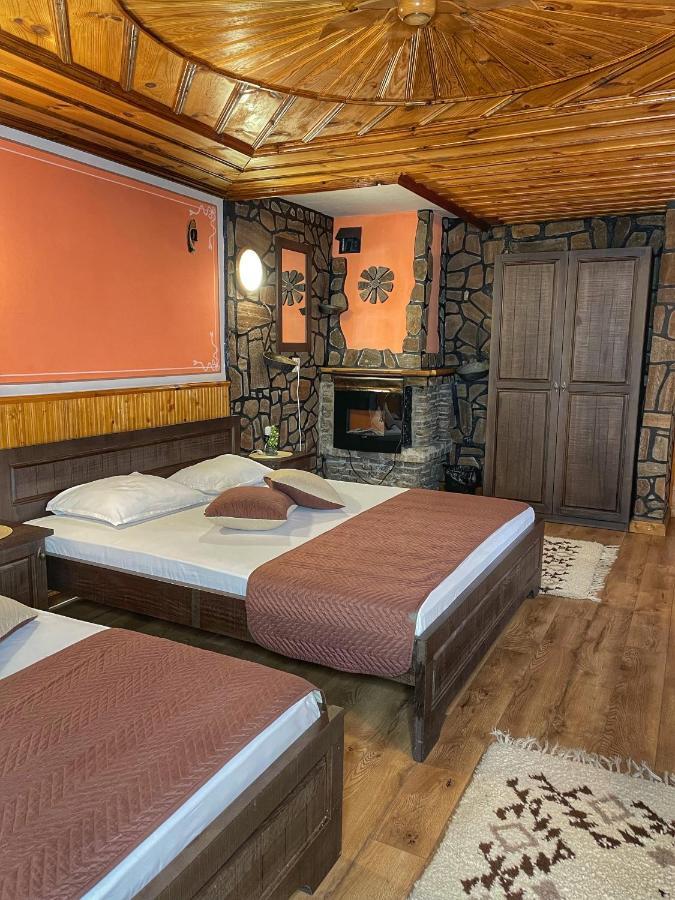 Guest Rooms Colorit Koprivshtitsa Exterior foto